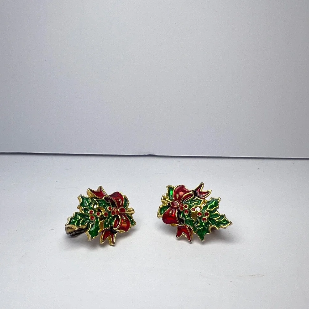 Vintage Holly Berry Clip On Earrings‎ Enamel Red Green Christmas Holiday Festive